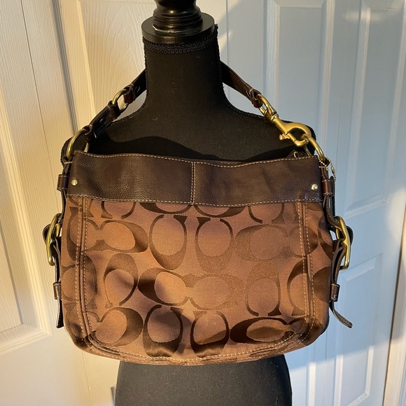 Coach Shoulder Bag - Picture 2 of 10
